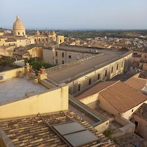 La Finestra su Noto